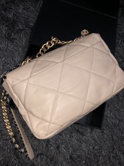 Chanel Bag for Sale in New York, NY - OfferUp