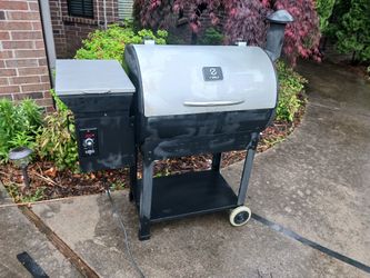Z Grill 700 Series Wood Pellet Smoker