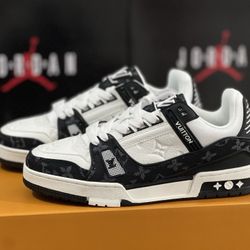 Louis sneakers many more colors available