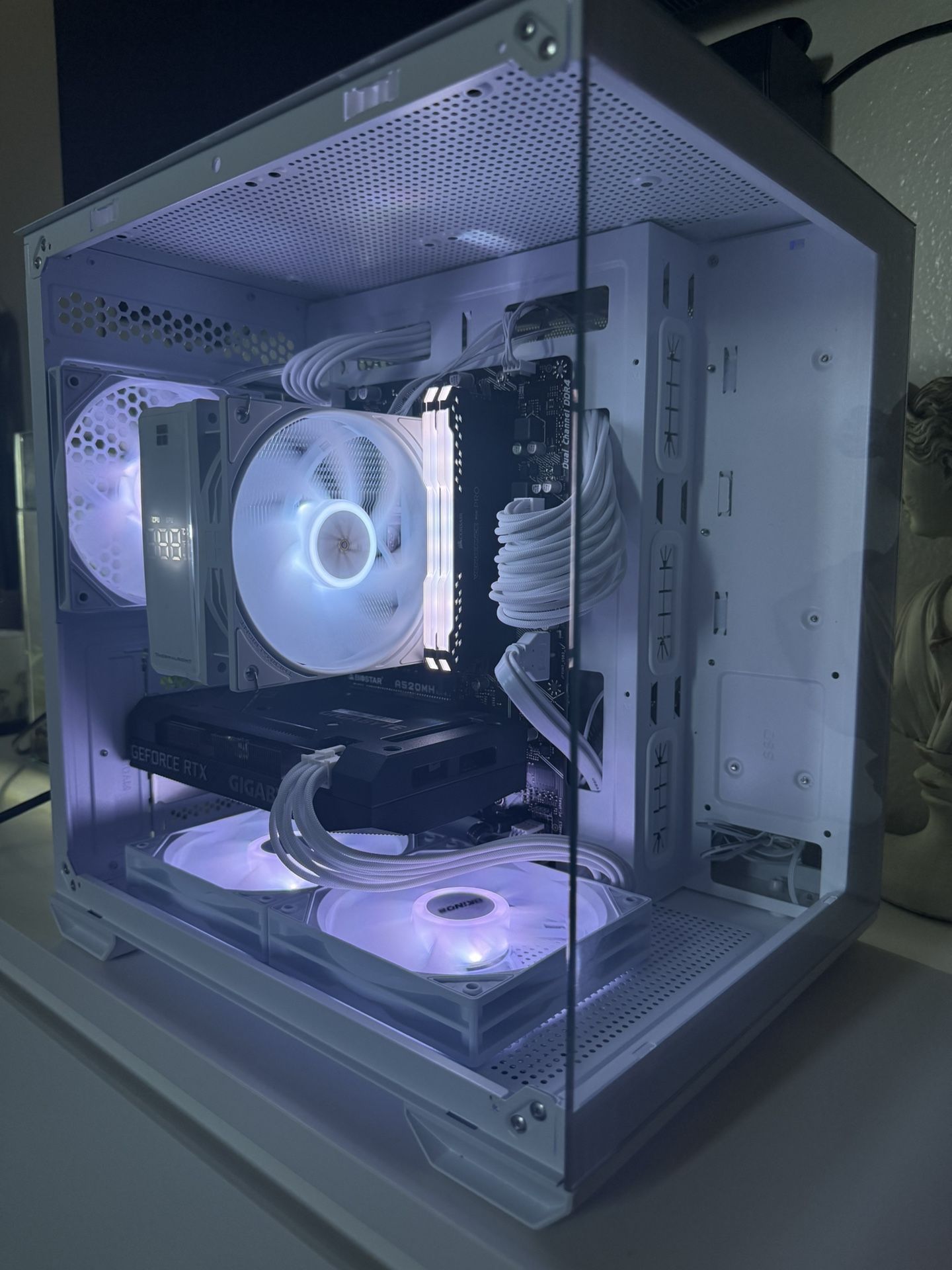 White Gaming Pc Computer Desktop RTX