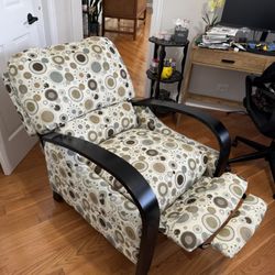 Poka Dot Recliner from Darvin 