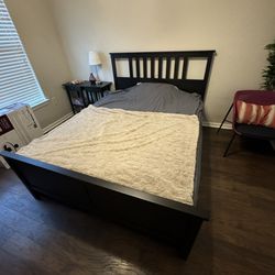 Full Bed With Storage, 4 Drawers 