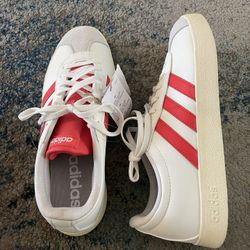 Adidas Sneakers