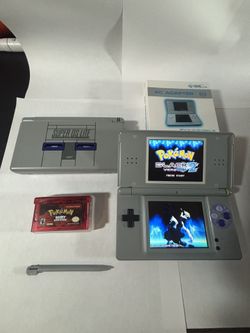 Nintendo ds SNES Bundle With Charger And Pokemon Ruby
