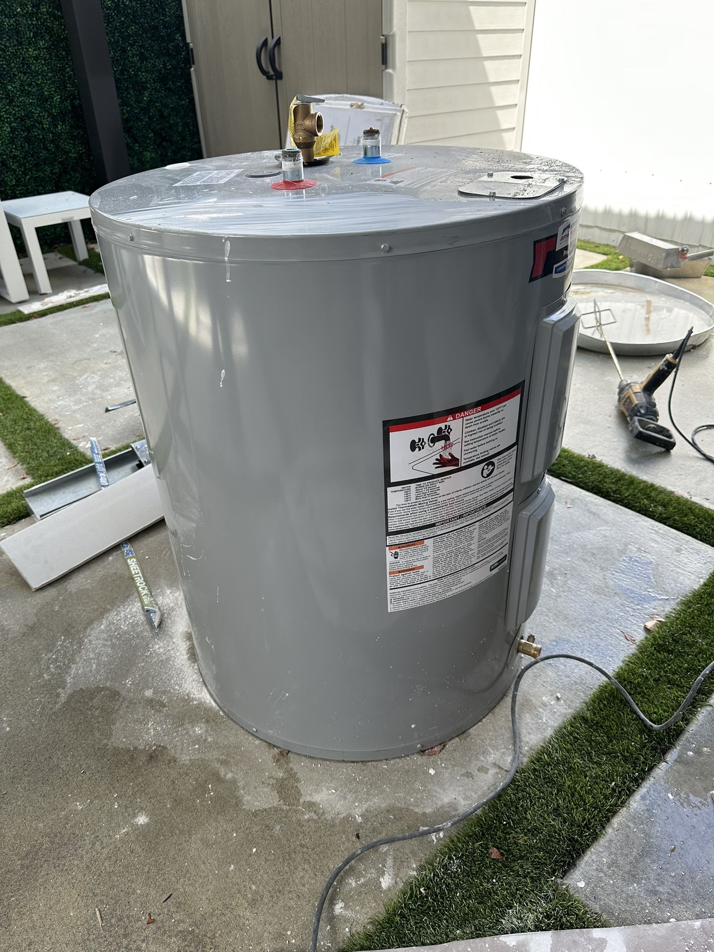 Water Heater - American Pro Line - Commercial Grade - 48 Gallon Lowboy Top  for Sale in Miami, FL - OfferUp