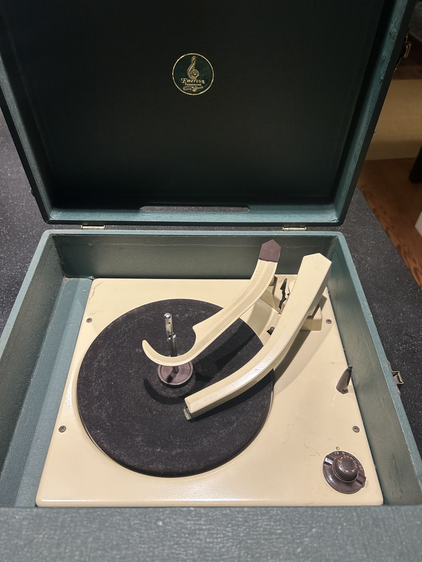 Emerson Table Top Record Player