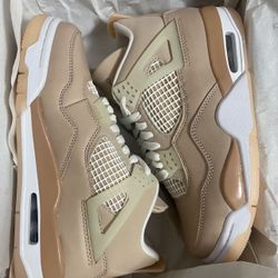 DS JORDAN 4 SHIMMER SIZE 6 WOMEN B GRADES 