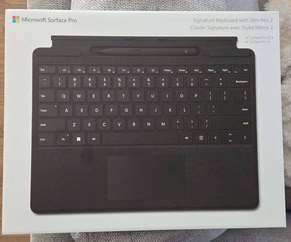 Microsoft Surface Pro Signature Keyboard with Slim Pen 2 - Black
