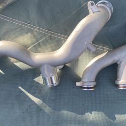 Front Crossover Coolant Pipe Land Rover 3.0 / 5.0 Supercharge