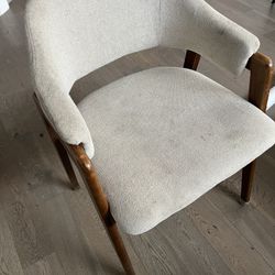 4 Threshold Ingleside Upholstered Dining Chairs – Solid, Kid-Tested, Priced Fairly