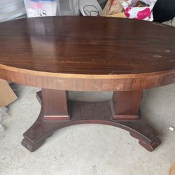 Oval Desk 