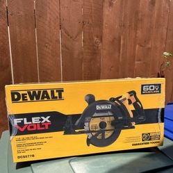 DEWALT FLEXVOLT 60V MAX Cordless Brushless 7-1/4 in. Wormdrive Style Circular Saw (Tool Only)