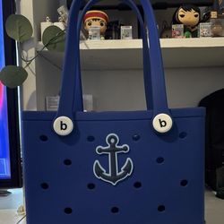 Bogg bag style tote