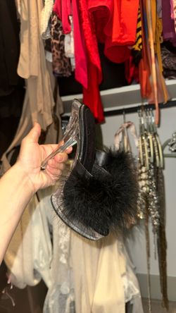 Black Feather Heels New 6