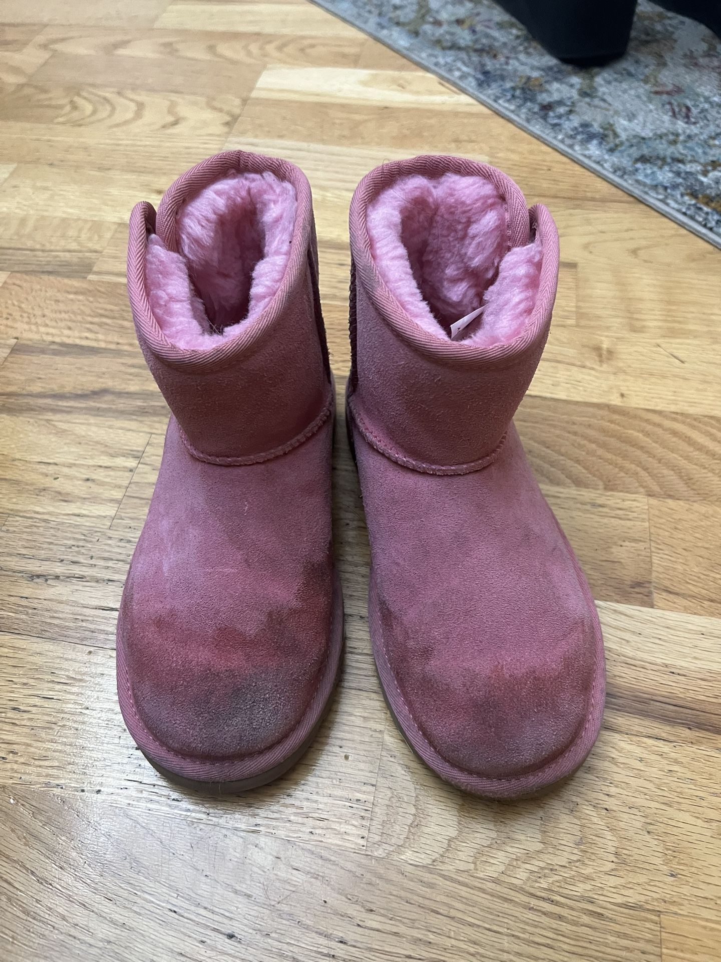 Kids Pink Ugg Boots Size 2