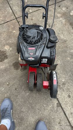 Craftsmam Lawn Edgar