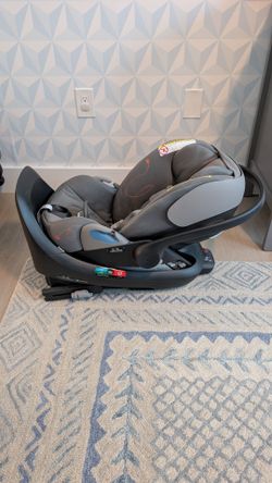Cybex Gold - Cloud G Lux car seat
