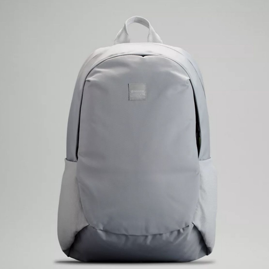 lululemon 20l backpack Every day 2.0 23L (001) Interior pockets hold the essentials Lululemon City Adventure Backpack 20L
