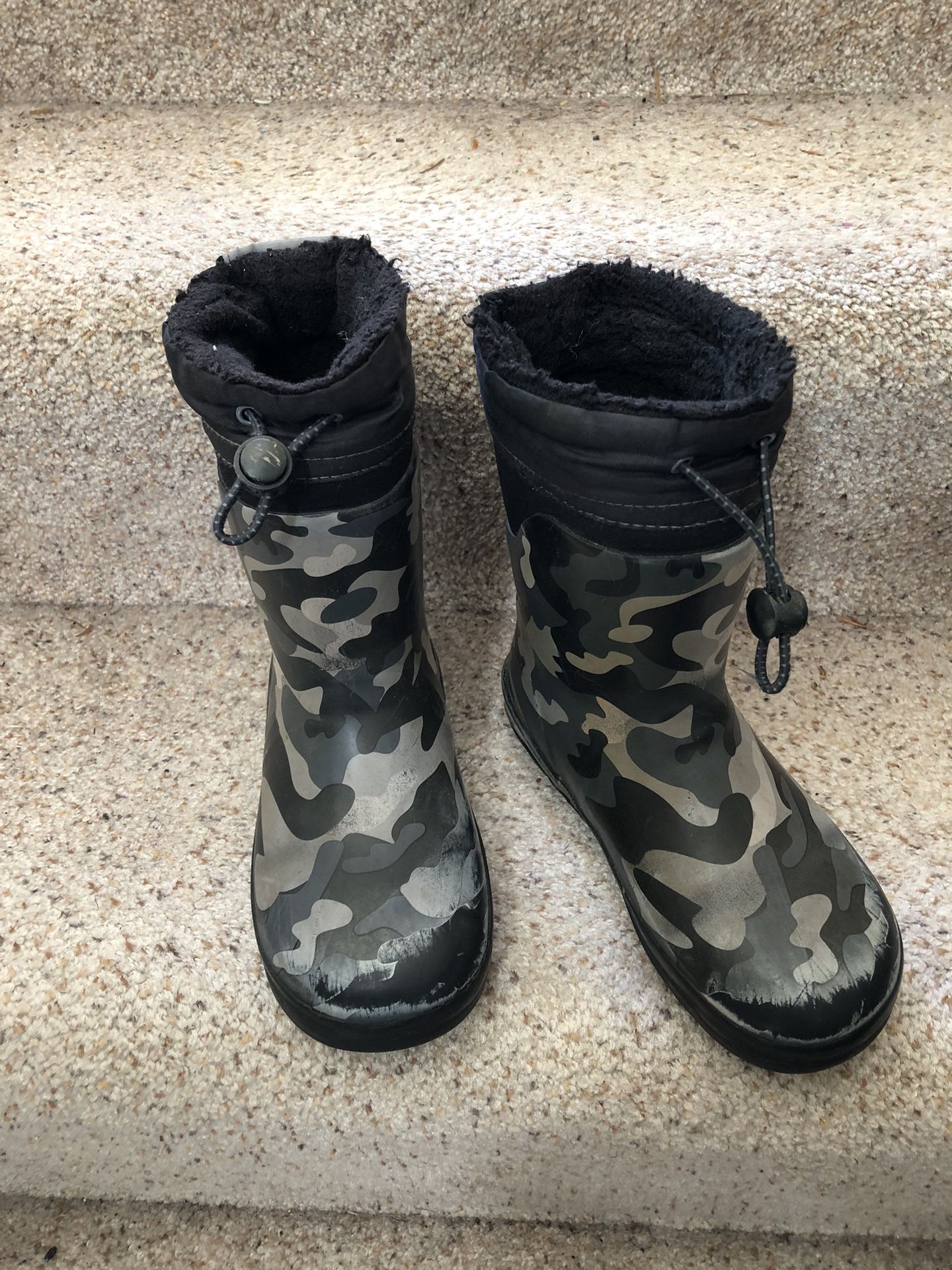 Snow/ Rain Boots Size 11/12