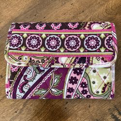 Vera Bradley Wallet Very Berry Paisley Pattern