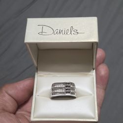 14K Solid White Gold Diamond Ring