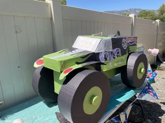 Huge 4.5 Ft Monster Truck Piñata 