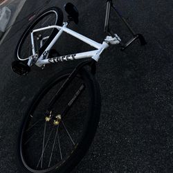 Part List -throne Rims -throne Forks -s&ms -ros Seat -double Maxxi -bb Adapter For Cranks -chrome Seat Clamp- Welgo Straps SHOOT OFFERS OR TRADES