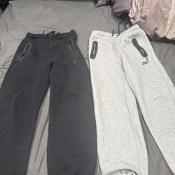 Nike Tech Sweatpants