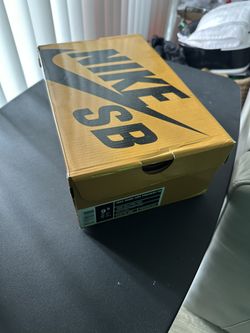 Nike SB “Freddy Krueger” edition - Size 9.5 - 100% Authentic