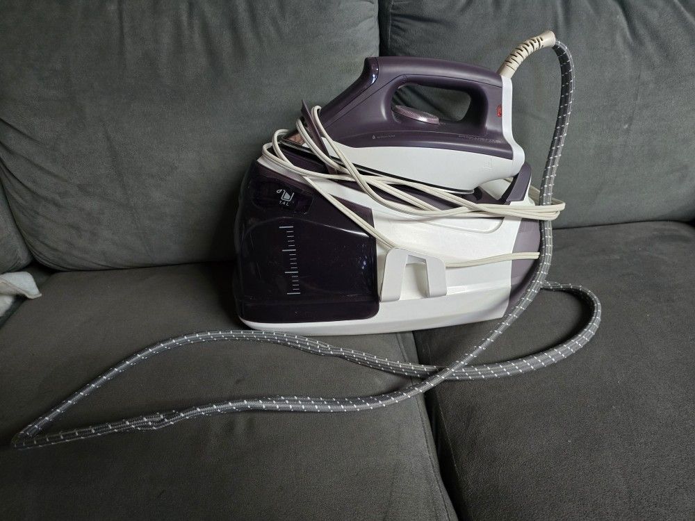 Rowenta Perfect Steam Station Iron DG8520, Purple & White, Scale Collector