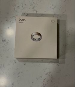 Brand New Oura Ring 4- Size 7 in Rose Gold