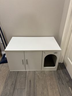 Cat Litter Box