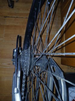 Bicycle need a noter one for college🙏🙏🙏