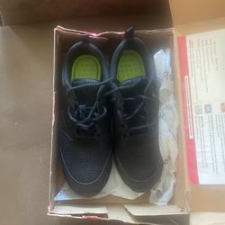 Reebok , Mens Black, Size 10 Wide