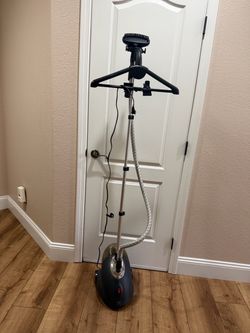 Steamer for clothes