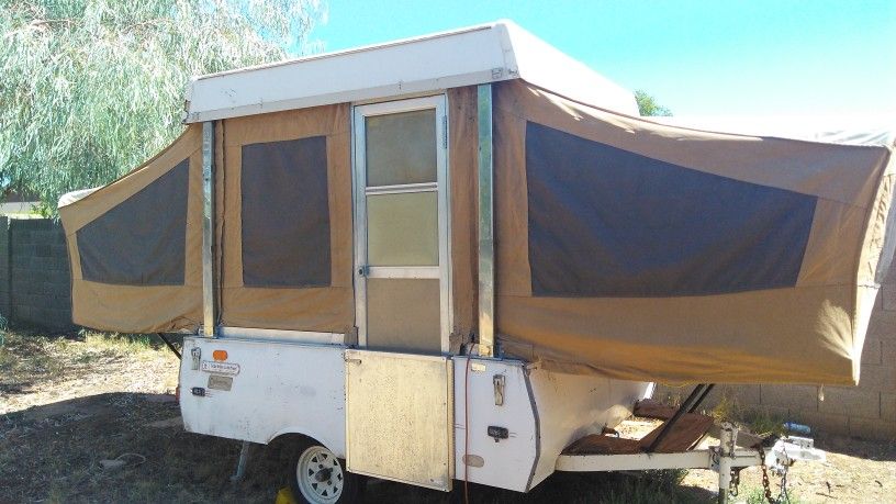 1983 Coleman Pop-up Camper
