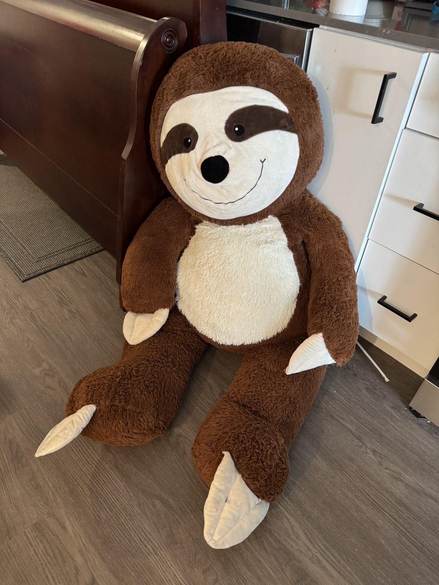 Giant Sloth Stuffy (5feet Tall)