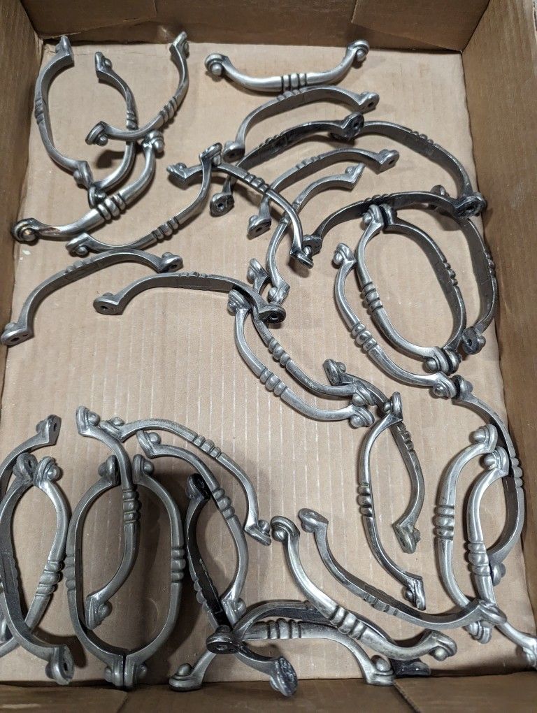 Cabinet Pulls