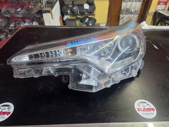 2017 2020 toyota c-hr left headlight