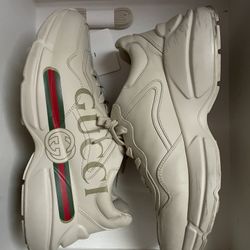Gucci shoes 