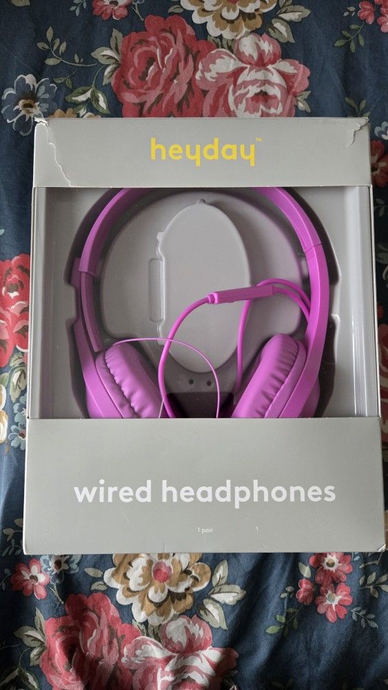 Heyday Wired Headphones