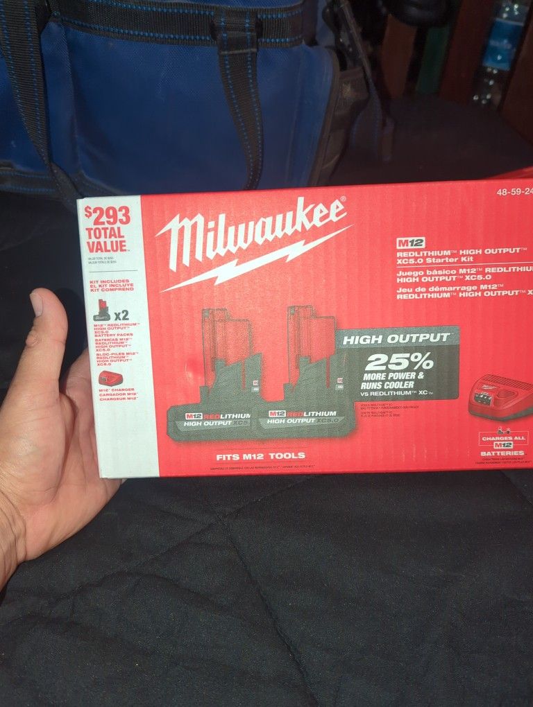 Milwaukee M12 Battery Kit 5.0 With Charger