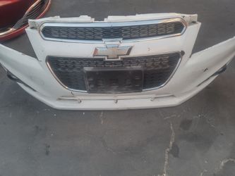 2013-2015 Chevrolet Spark Complete Front Bumper With All The Accessories Oem.