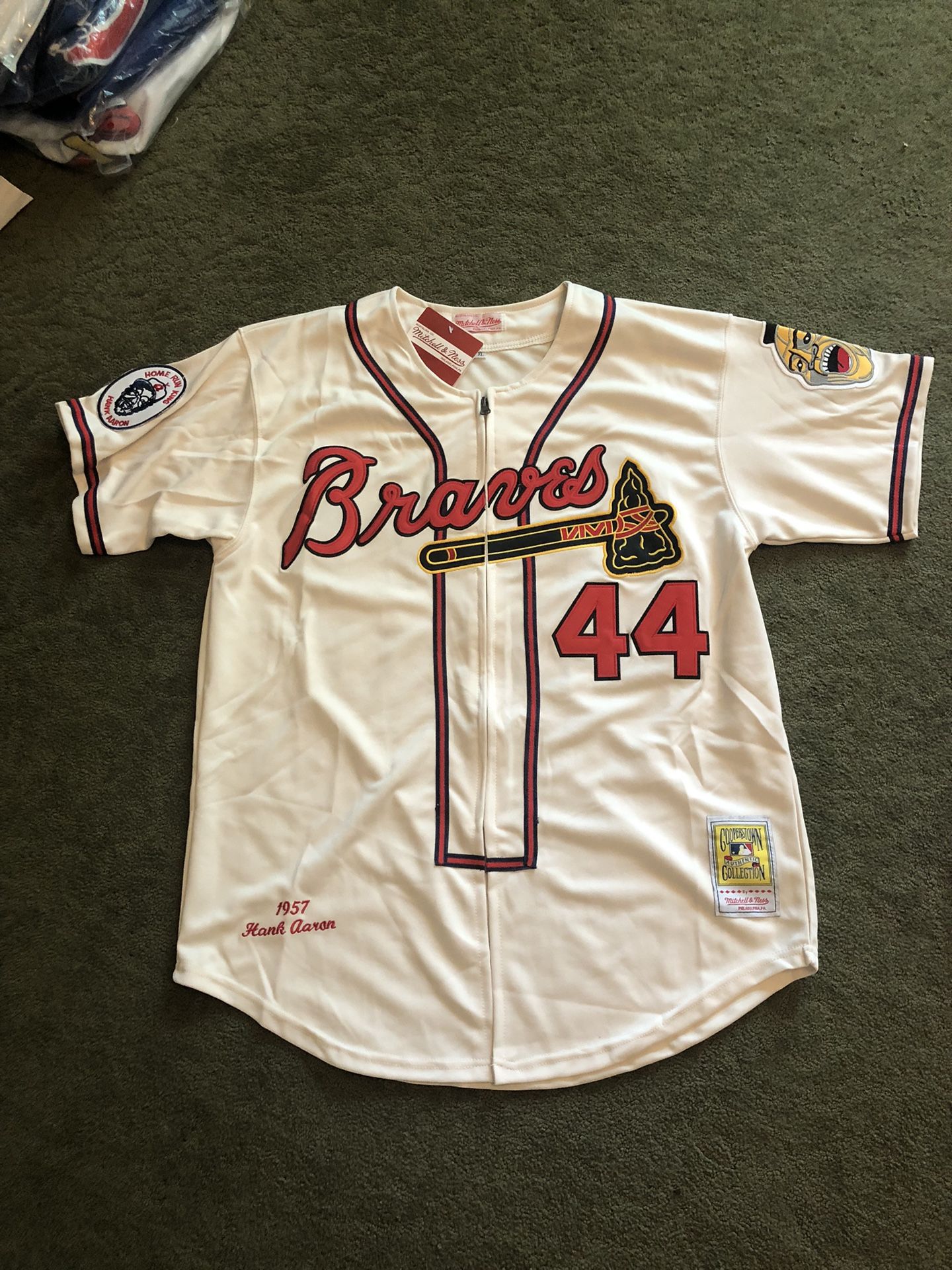 NWT, Braves Hank Aaron 1957 Throwback Jersey, Men's L, All Sewn for Sale in  Smoke Rise, GA - OfferUp