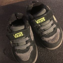 VANS Baby Boys Laceless Sneakers. Size 4C