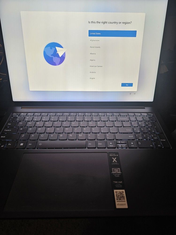 Laptop LENOVO Slim Pro 9i, $900 o.b.o