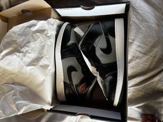 Air Jordan 1 Mid (GS)