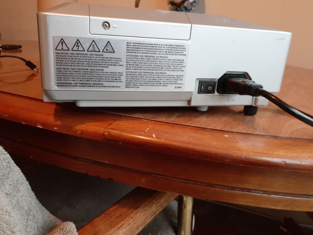 Video Projector Hitachi