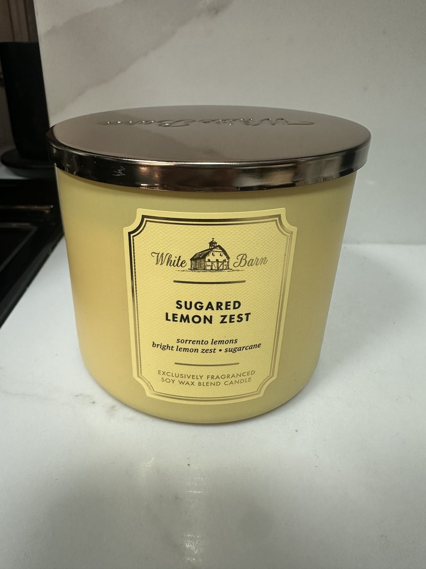 Bath and Body Works 3 Wick Candle