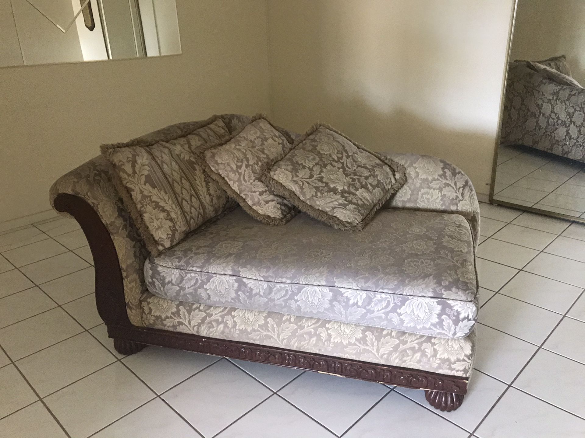 Clean good condition sofa $30